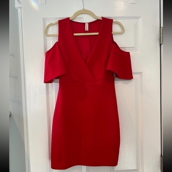 Cold Shoulder Mini Dress - Picture 1 of 4
